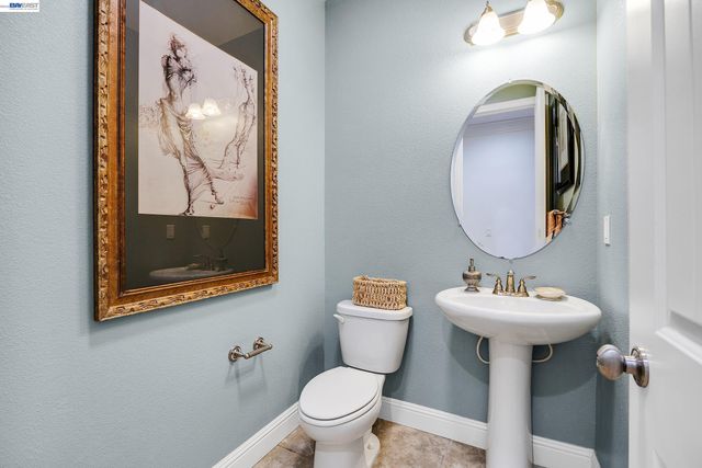 389 Havasu Ct, Brentwood, CA 94513