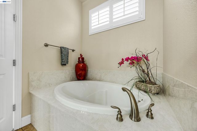 389 Havasu Ct, Brentwood, CA 94513