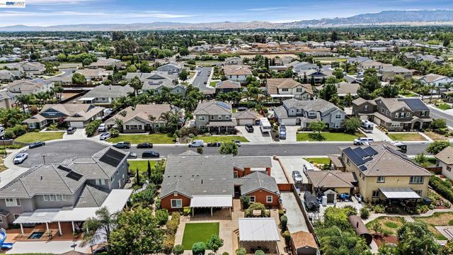 389 Havasu Ct, Brentwood, CA 94513
