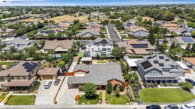 389 Havasu Ct, Brentwood, CA 94513