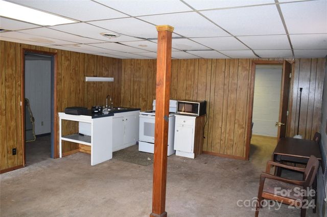36 Euclid Avenue, Marion, NC 28752