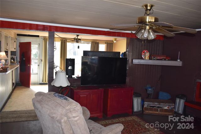 36 Euclid Avenue, Marion, NC 28752