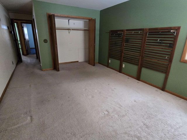 4524 BLESER COURT, Manitowoc, WI 54220