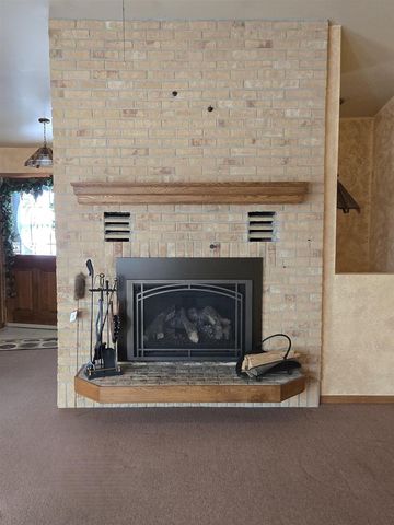 4524 BLESER COURT, Manitowoc, WI 54220