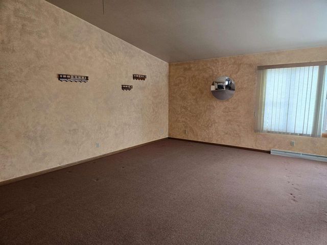 4524 BLESER COURT, Manitowoc, WI 54220