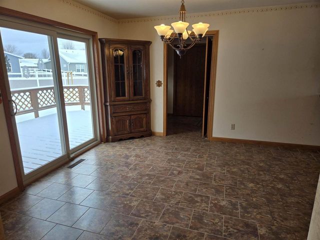 4524 BLESER COURT, Manitowoc, WI 54220