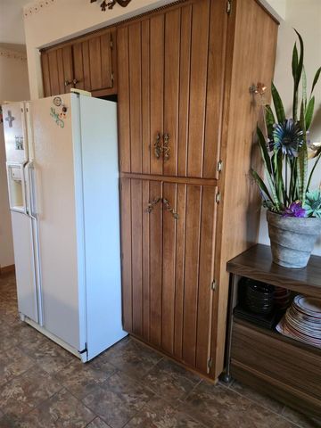 4524 BLESER COURT, Manitowoc, WI 54220