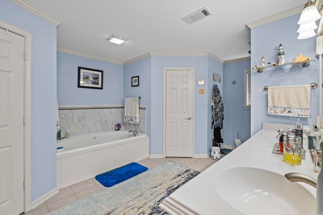 117 Marseille Drive, Maumelle, AR 72113