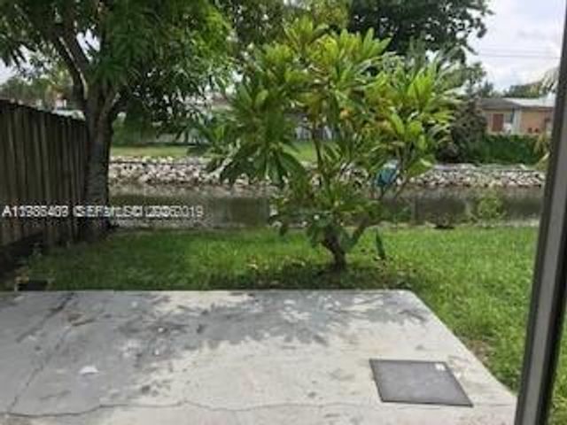 6802 SW 18th Ct 6802, North Lauderdale, FL 33068