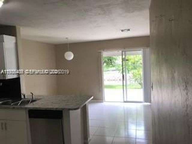 6802 SW 18th Ct 6802, North Lauderdale, FL 33068