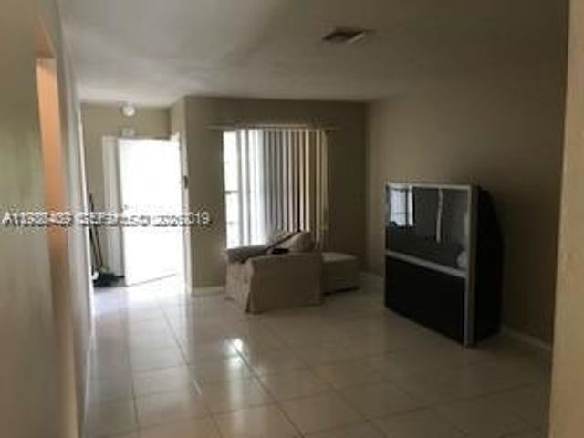 6802 SW 18th Ct 6802, North Lauderdale, FL 33068