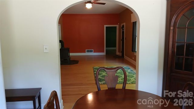 300 Woodlawn Drive, Connelly Springs, NC 28612