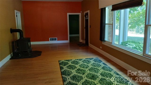 300 Woodlawn Drive, Connelly Springs, NC 28612