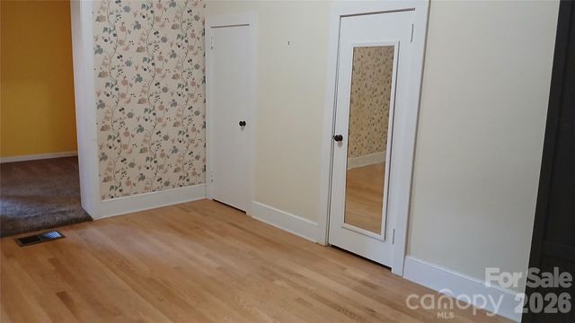 300 Woodlawn Drive, Connelly Springs, NC 28612