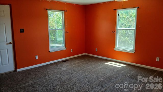 300 Woodlawn Drive, Connelly Springs, NC 28612