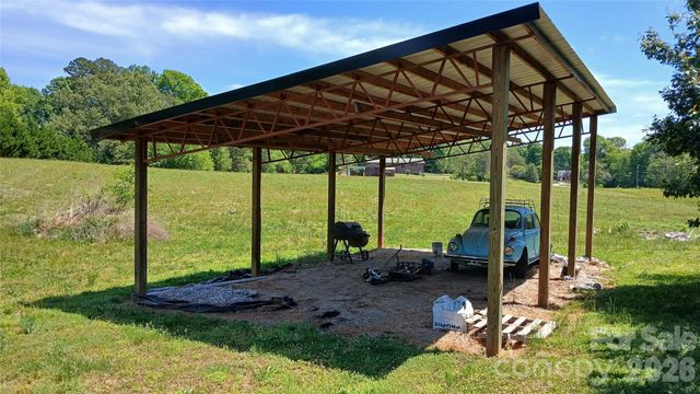 300 Woodlawn Drive, Connelly Springs, NC 28612