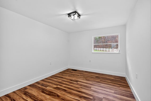 8076 KY-638, Manchester, KY 40962