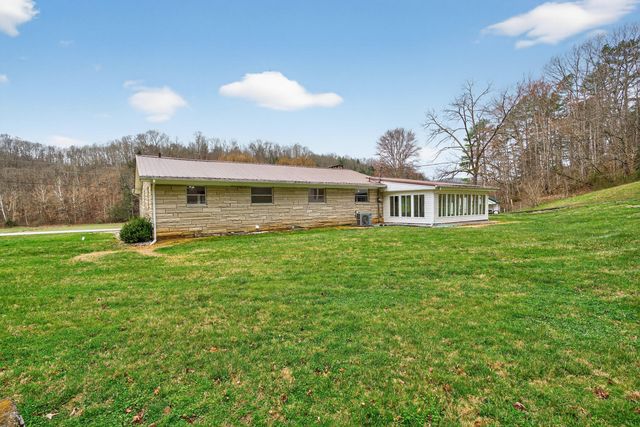 8076 KY-638, Manchester, KY 40962