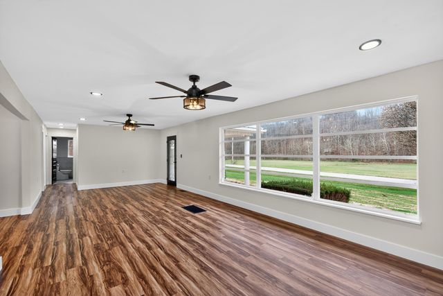 8076 KY-638, Manchester, KY 40962
