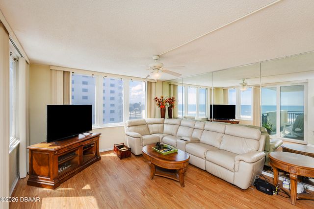 2987 S Atlantic Ave Apt 303, Daytona Beach Shores, FL 32118