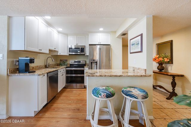 2987 S Atlantic Ave Apt 303, Daytona Beach Shores, FL 32118