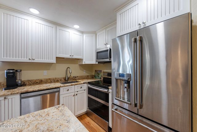 2987 S Atlantic Ave Apt 303, Daytona Beach Shores, FL 32118