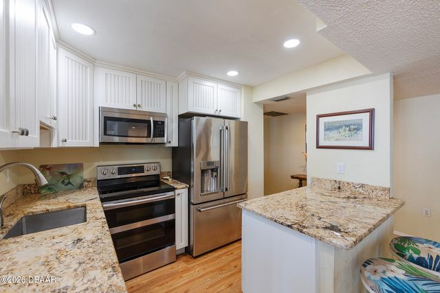 2987 S Atlantic Ave Apt 303, Daytona Beach Shores, FL 32118