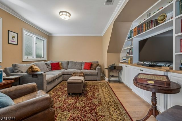 12 Dale Drive, West Orange Twp., NJ 07052