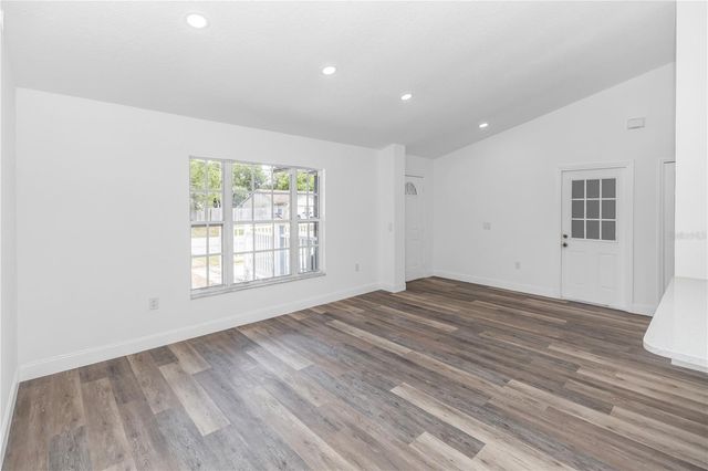 3204 SAINT JAMES AVENUE, Deltona, FL 32738