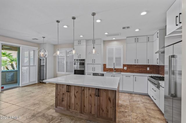 17744 W CORRINE Drive, Surprise, AZ 85388