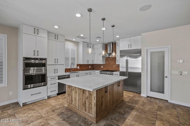 17744 W CORRINE Drive, Surprise, AZ 85388