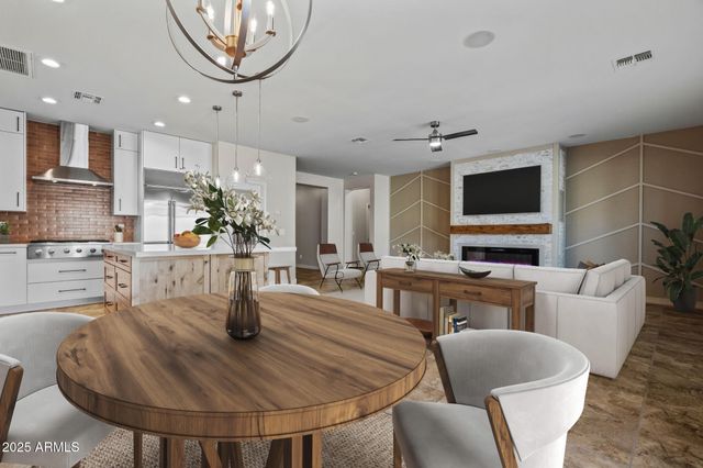 17744 W CORRINE Drive, Surprise, AZ 85388