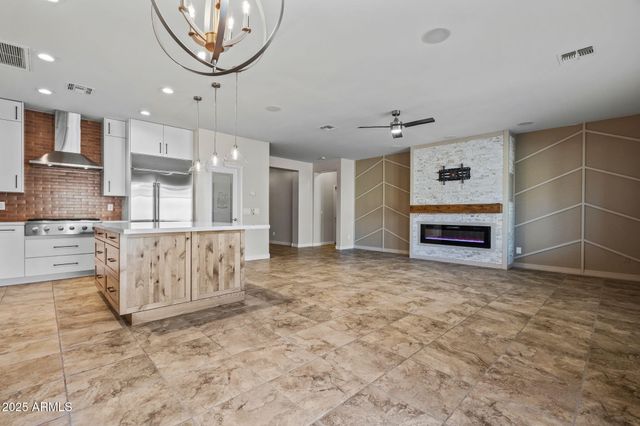 17744 W CORRINE Drive, Surprise, AZ 85388