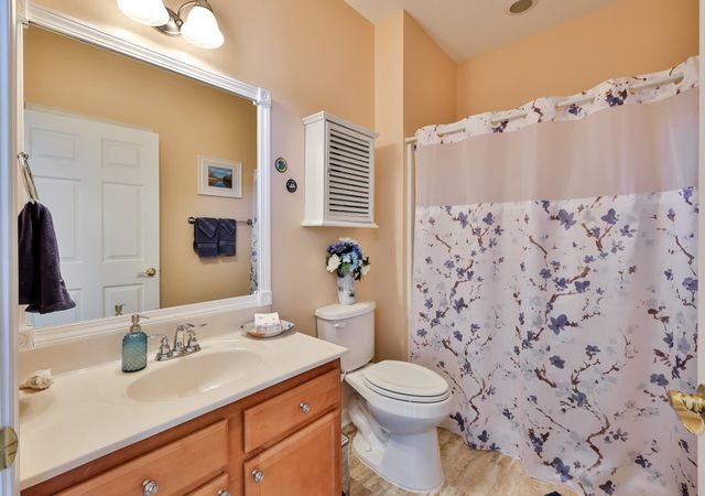400 Mahogany Dr Unit 102, Murrells Inlet, SC 29576