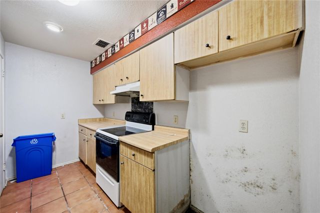 11534 Bellerive Drive, Houston, TX 77072