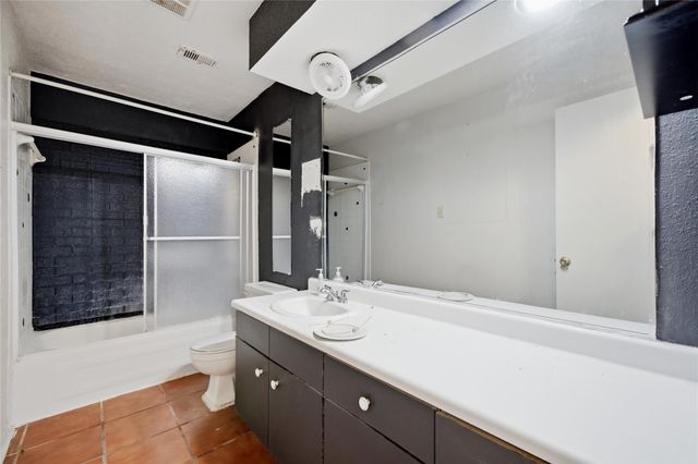 11534 Bellerive Drive, Houston, TX 77072