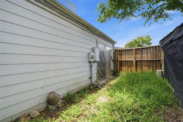 11534 Bellerive Drive, Houston, TX 77072