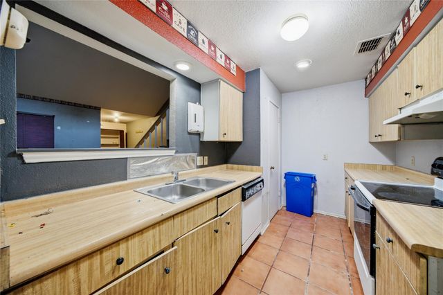 11534 Bellerive Drive, Houston, TX 77072