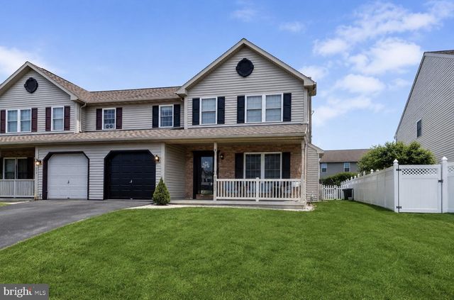 1013 PARKWAY DR, Reading, PA 19605