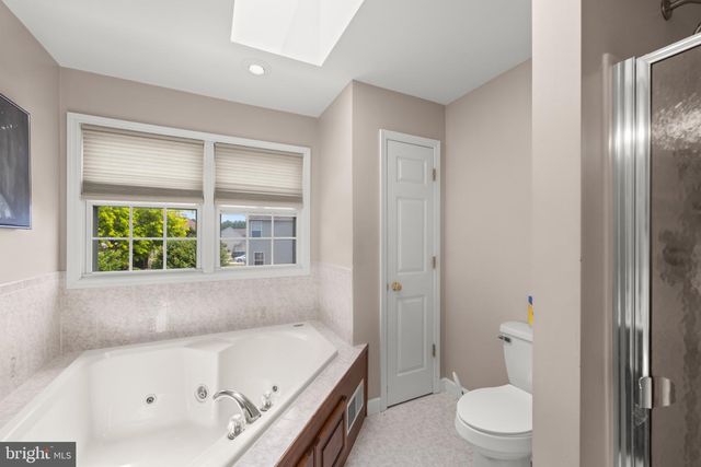 1013 PARKWAY DR, Reading, PA 19605