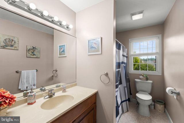 1013 PARKWAY DR, Reading, PA 19605