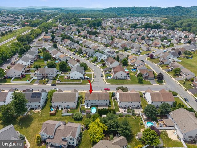 1013 PARKWAY DR, Reading, PA 19605