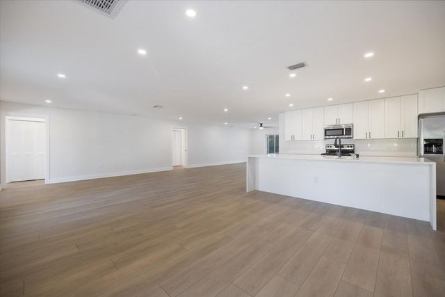 328 MONET DRIVE, Nokomis, FL 34275