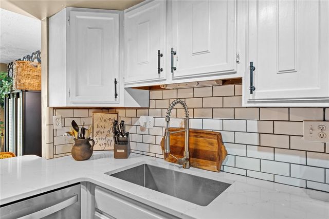 2602 S Kings Arms Circle, Centerville, OH 45440