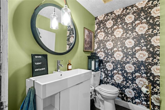 2602 S Kings Arms Circle, Centerville, OH 45440