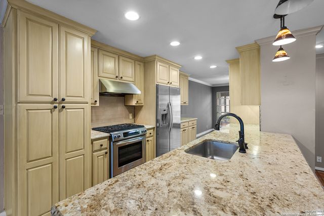 810 Clearview, San Antonio, TX 78228