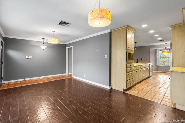 810 Clearview, San Antonio, TX 78228