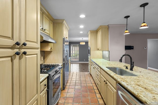 810 Clearview, San Antonio, TX 78228