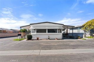9080 Bloomfield 72, Cypress, CA 90630
