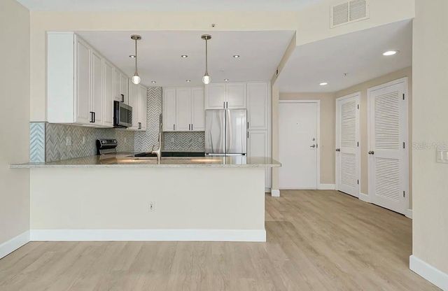 322 E CENTRAL BOULEVARD 1206, Orlando, FL 32801